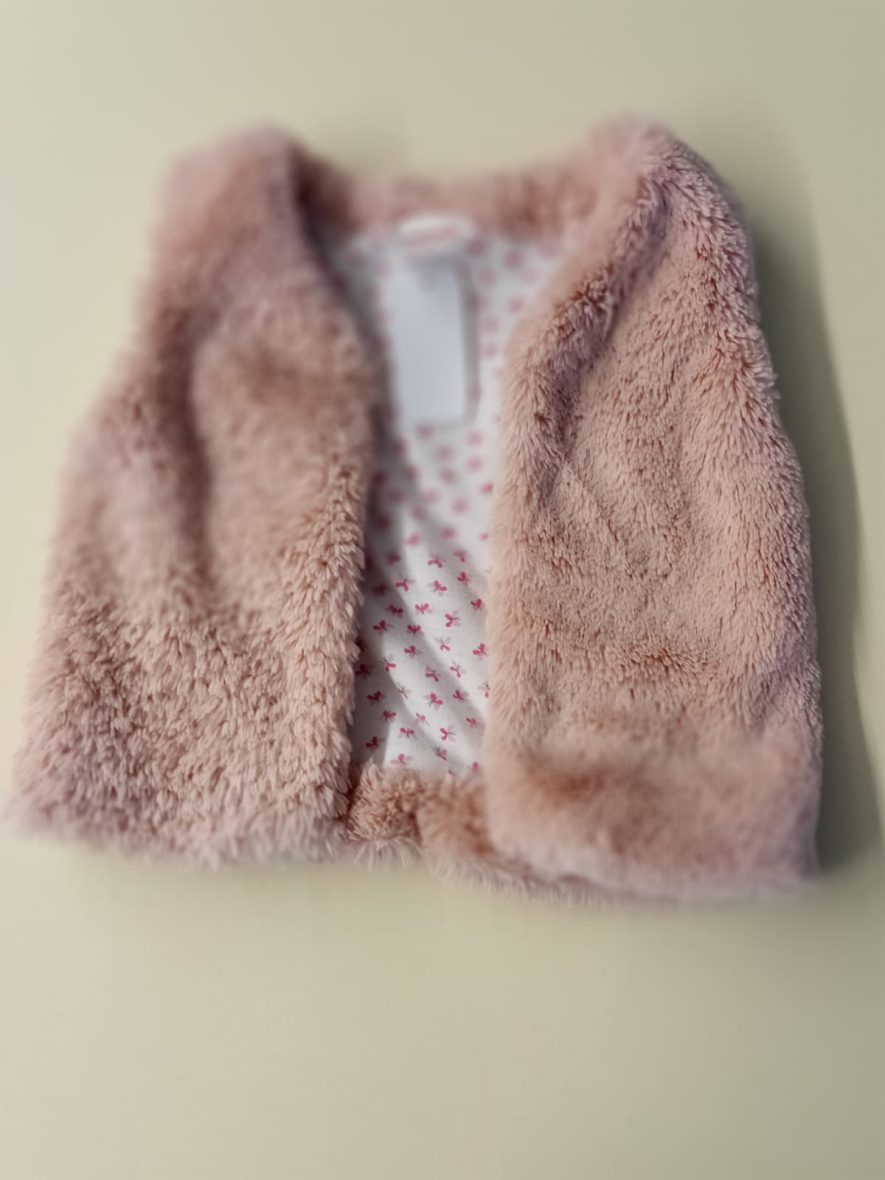 Ärmellose Kuschel-Weste